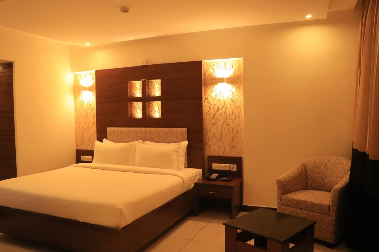 Klase Hotels Chennai Eksteriør bilde